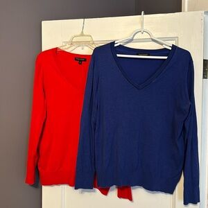 Two Banana Republic stretch cotton long sleeve, light weight sweaters.